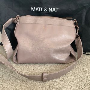 Matt&Nat Cross body bag